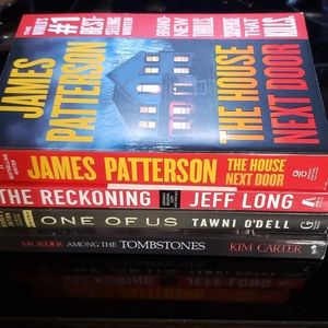 💗 3/$30 Mystery/thriller book bundle